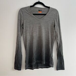 Icebreaker 100% Merino Wool BaseLayer Bodyfit 200 Gray Long Sleeve Skiing Snow M